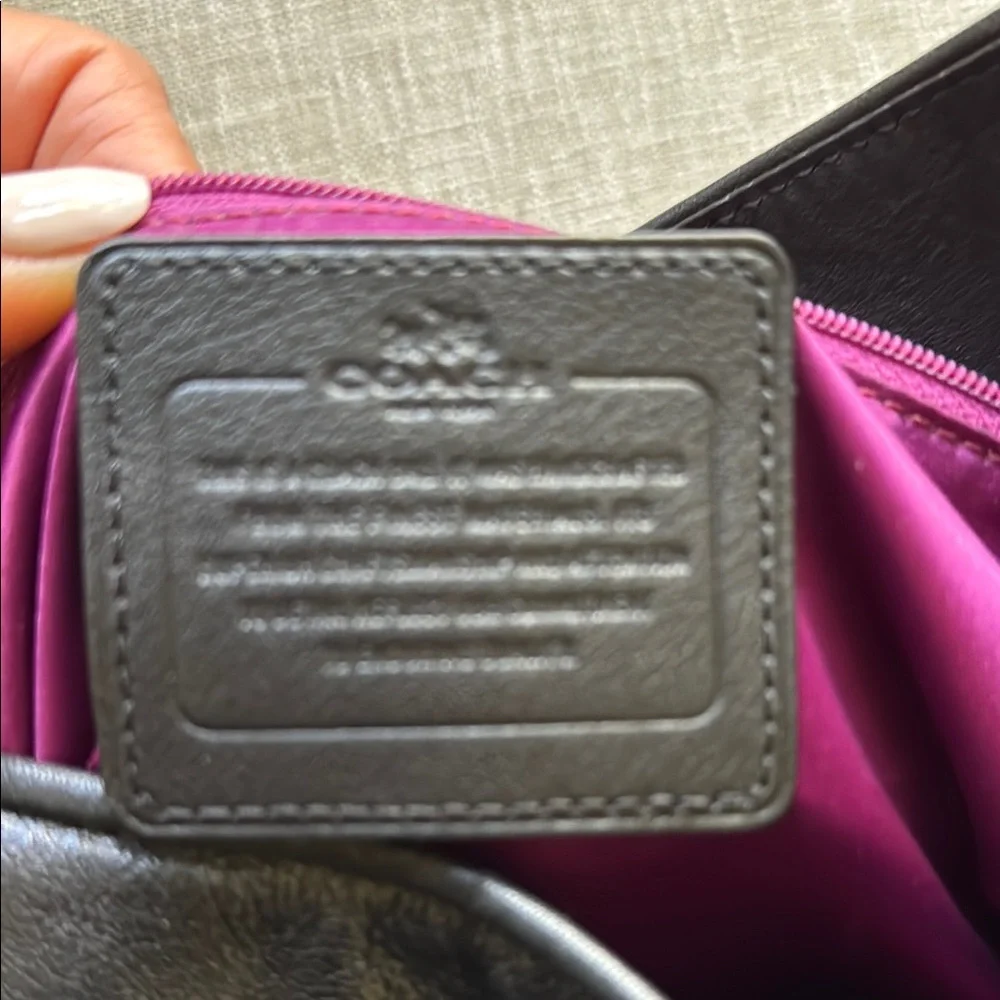 Coach Madison Black Shoulder Bag with Signature Monogram - Picture 3 of 7